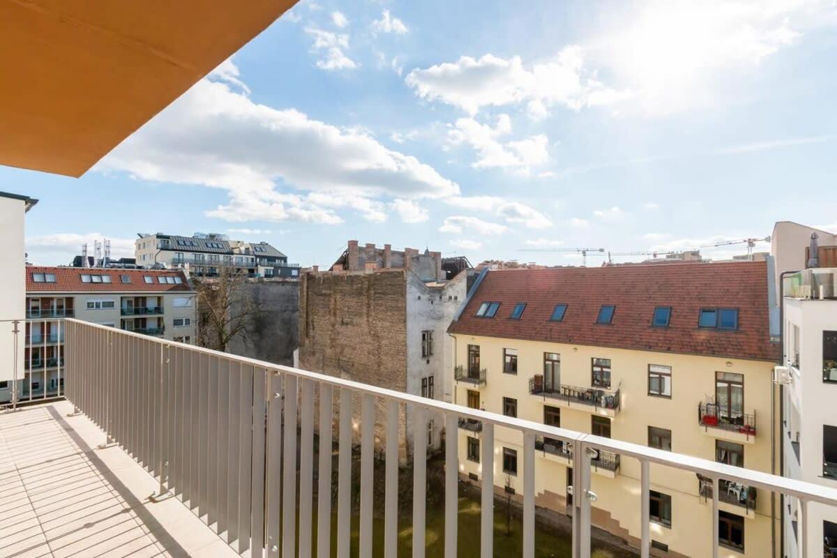 Apartment - New - With Sunny Balcony Budapest