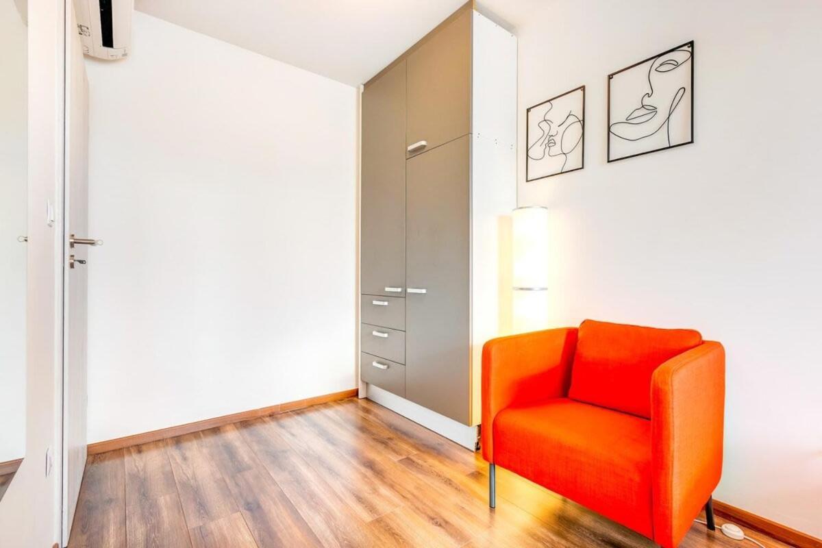 - New - With Sunny Balcony * Budapest