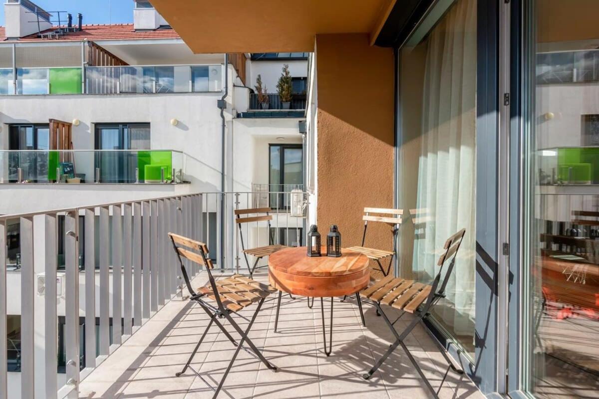 - New - With Sunny Balcony