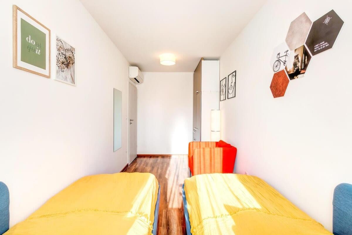 - New - With Sunny Balcony Budapest